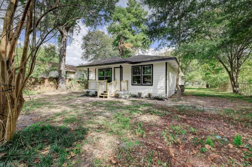 Homes Near Houston TX for Sale